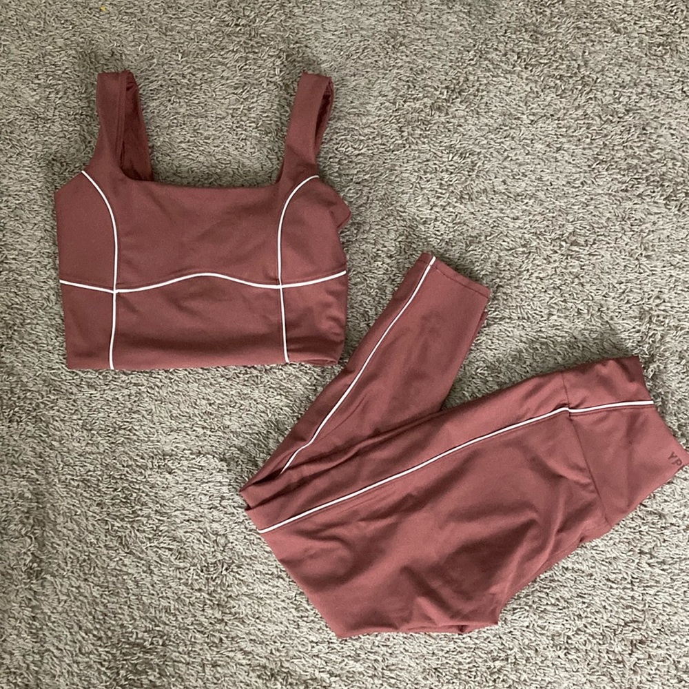 Abercrombie & Fitch Mauve Activewear Set